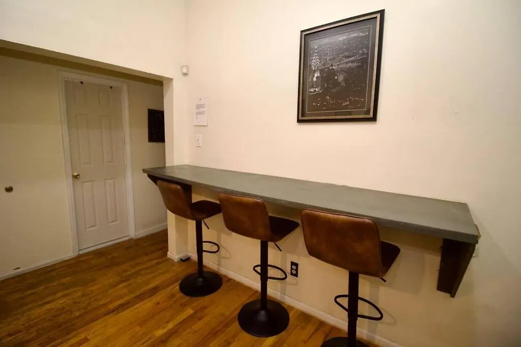 Tuk Ahoy - Sunset Suite 2B With Shared Spaces New York Appartement
