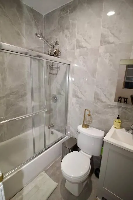 Appartement Tuk Ahoy - Sunset Suite 2B With Shared Spaces New York